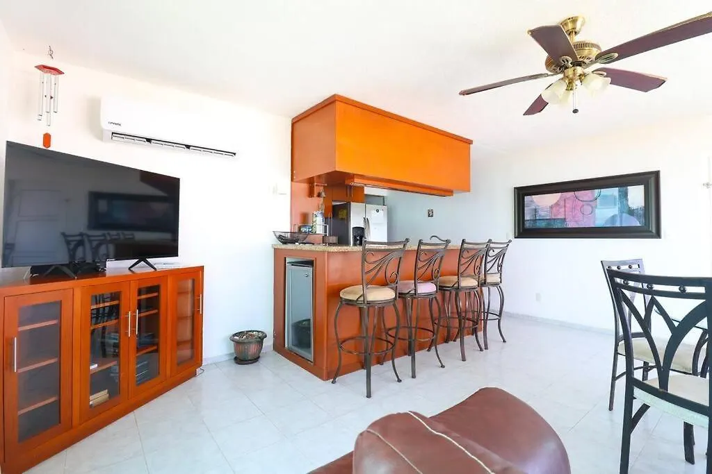 Penthouse On The Beach With Private Sea View Cancun